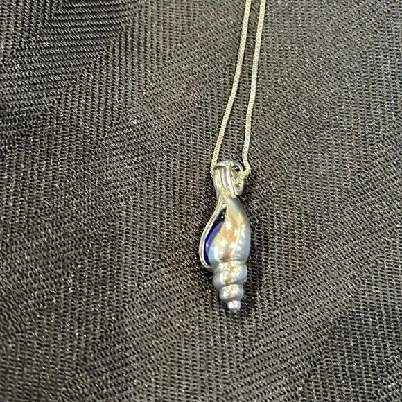 Sterling - Silver 925 18" chain with Silver Shell Pendant and Blue Sea-glass - Picture 8 of 10